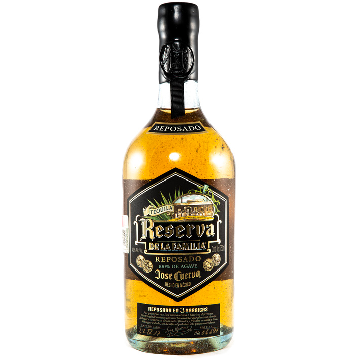 Jose Cuervo Reserve De La Familia Reposado 750 ml
