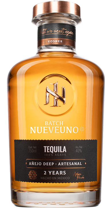 Nueveuno Tequila Anejo Artesanal Organic 750 ml